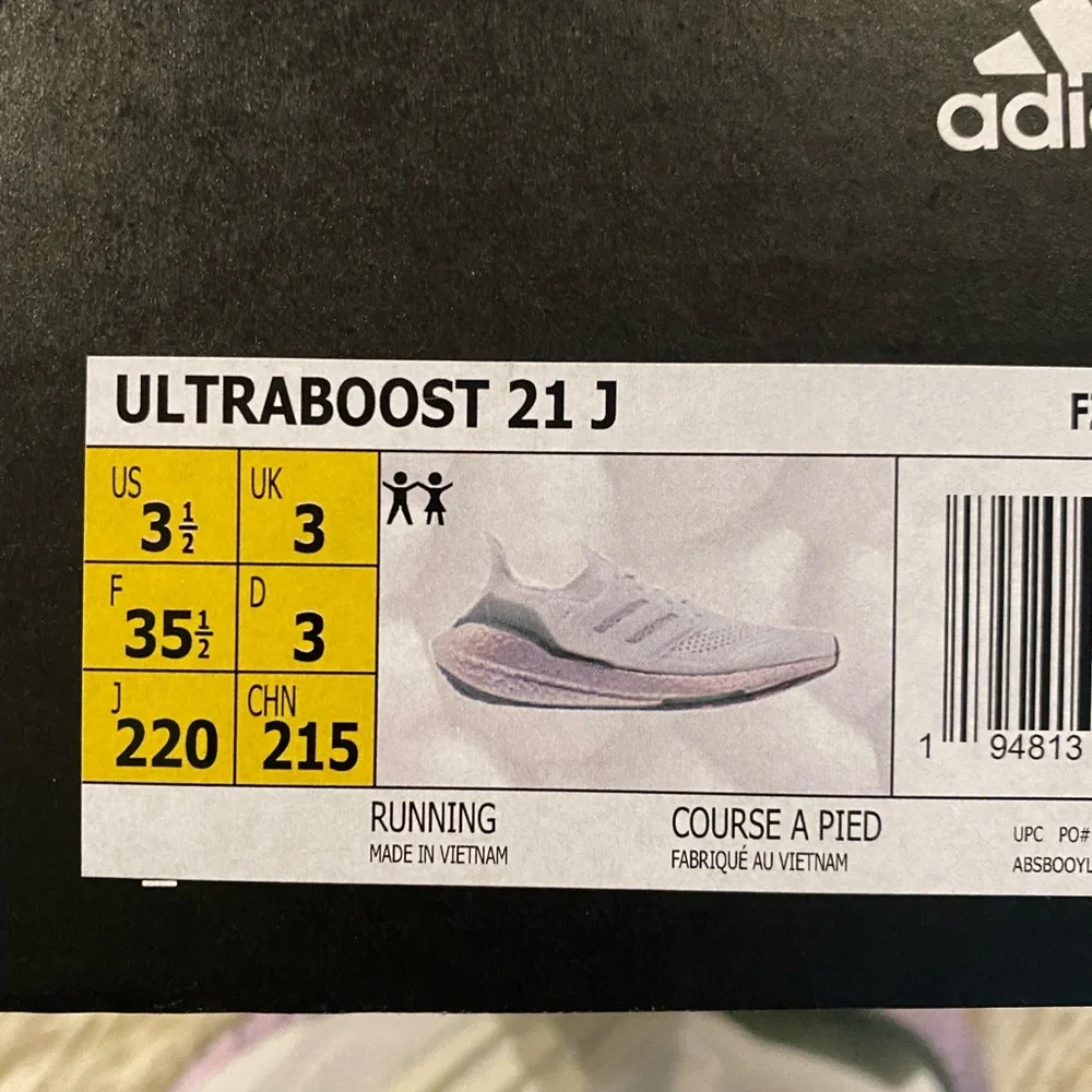 Adidas Ulatraboost - Picture 5 of 6